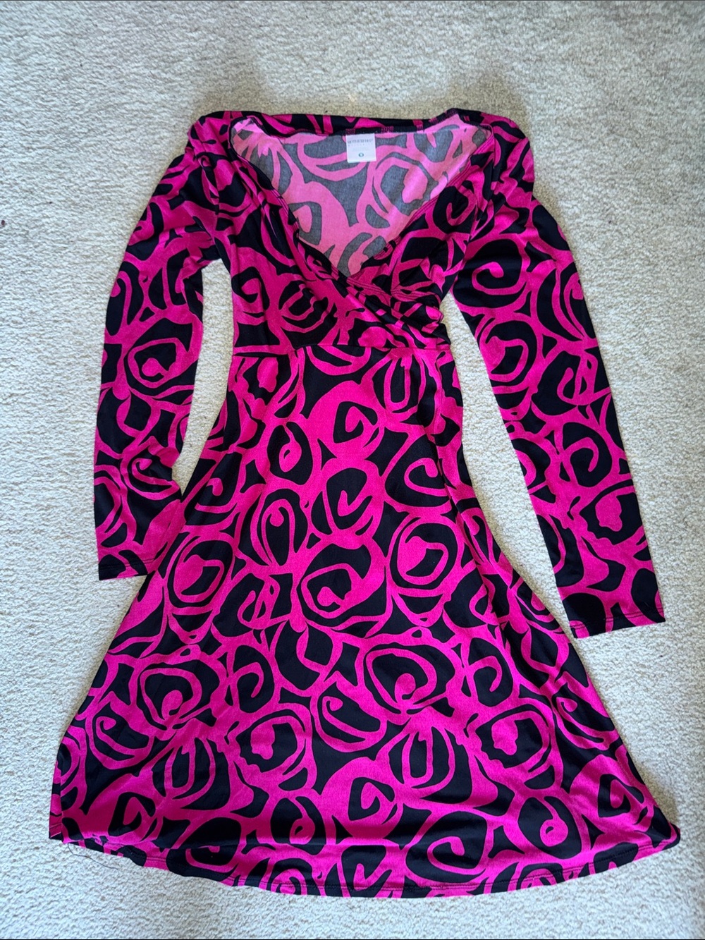 Motherhood Maternity Women’s Pink & Black Abstract Wrap Dress
